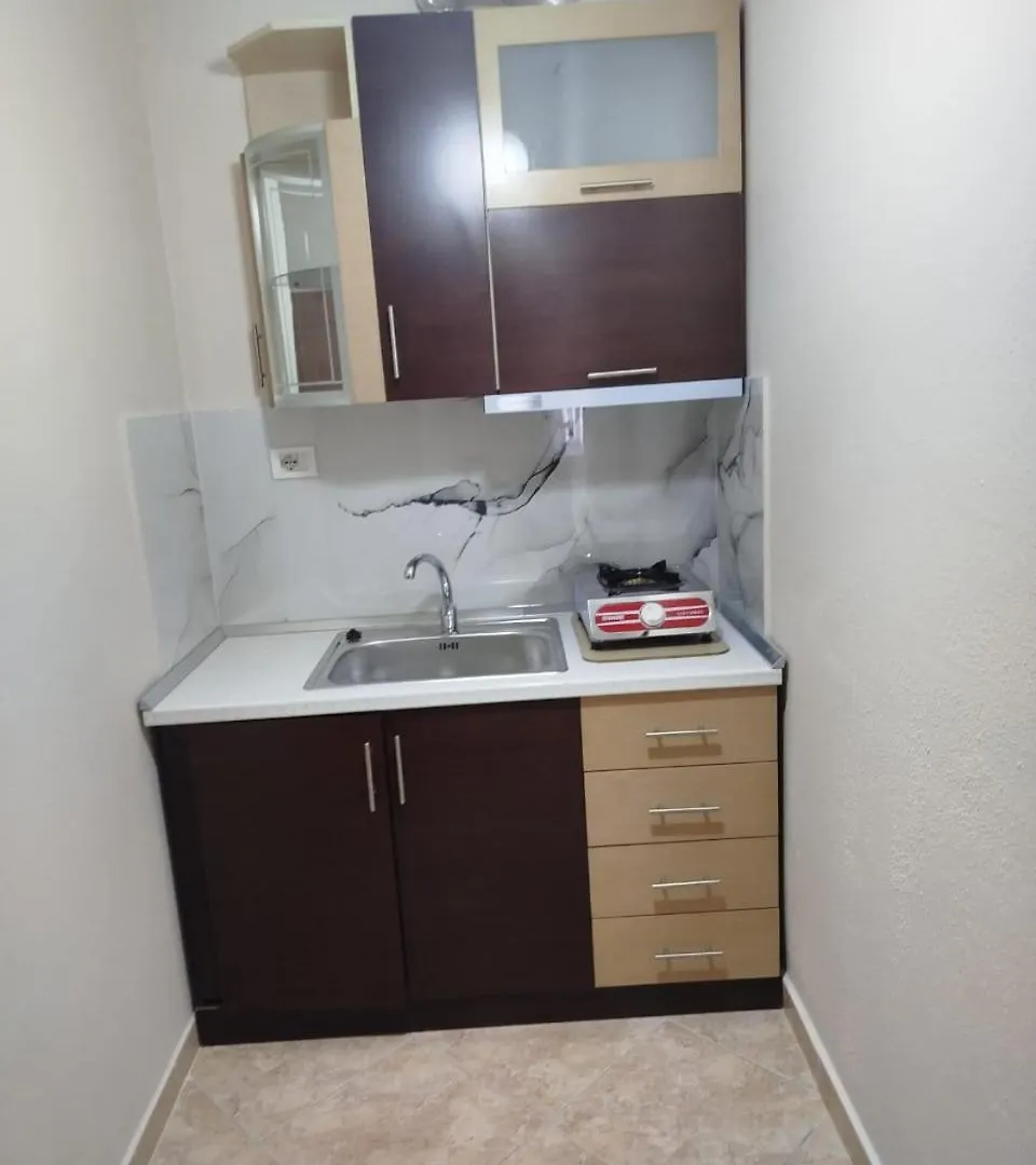 Unique Otel Pogradaş 0*,