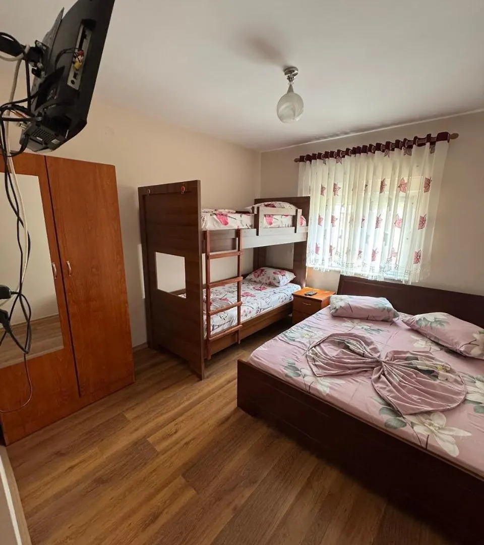 Unique Otel Pogradaş Konukevi